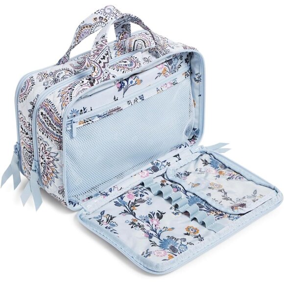 NWT Vera Bradley Ultimate Travel Case Soft Sky Paisley Quilted Fabric Lightweigh - Picture 2 of 12